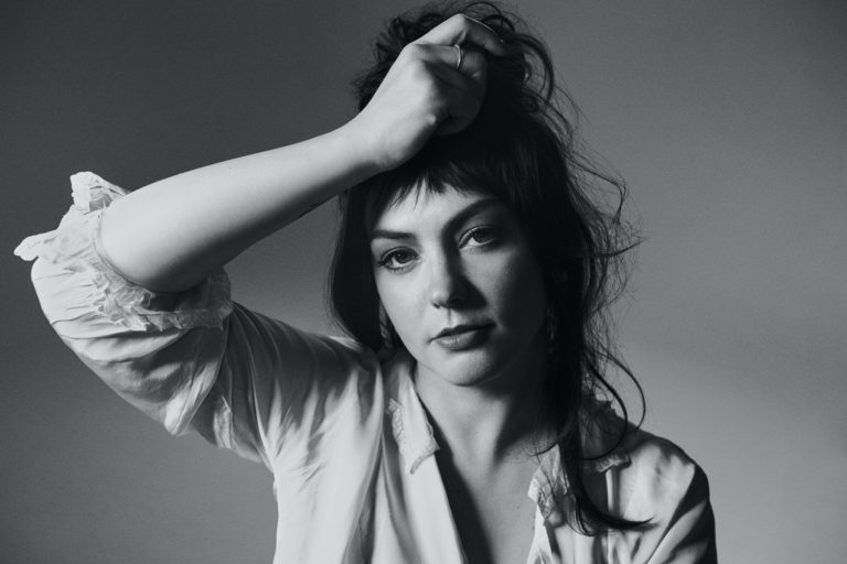 Angel Olsen Comes Out: ‘I’m Gay’ – Rolling Stone