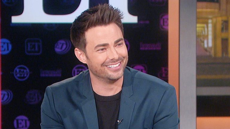 Jonathan Bennett on Being ‘Part of Progress’ While Portraying First Gay Couple in Hallmark Movie (Exclusive) – Entertainment Tonight