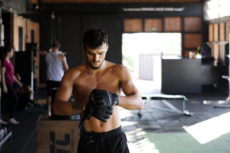 Pop-up LGBT gym offers alternative to ‘toxic, hyper masculine’ gym culture – PinkNews