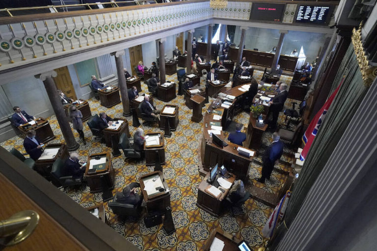 Tennessee Senate passes new transgender ‘bathroom bill’ – Chattanooga Times Free Press