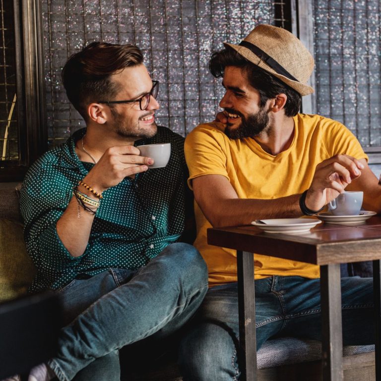 The 8 Best LGBTQ-Friendly Dating and Hookup Apps for Queer Men – menshealth.com