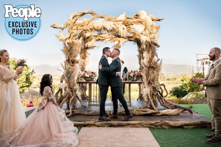 90 Day Fiancé’s Armando and Kenneth Wed in Romantic Mexican Ceremony: ‘Excited to Finally Be Here’ – Yahoo Entertainment