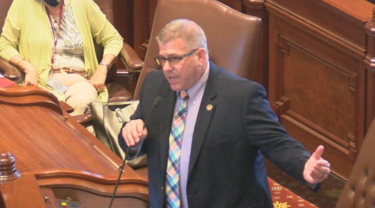 After intense debate, the Illinois Senate passes proposal that updates sex education courses in schools – WSIL TV