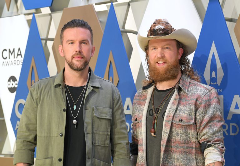 Country Duo Graciously Responds To Republican Who Blocked Honor For Gay Singer – HuffPost