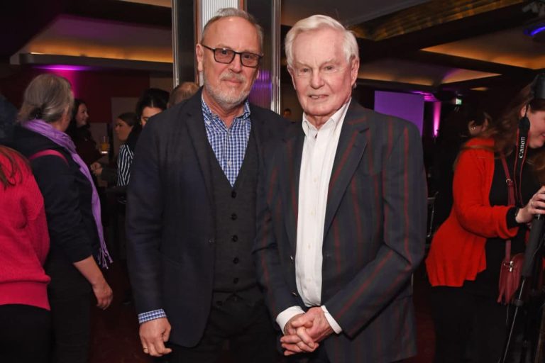 Entertainment Gay actor Derek Jacobi reflects on coming out to his mother decades ago Patrick Kelleher – PinkNews