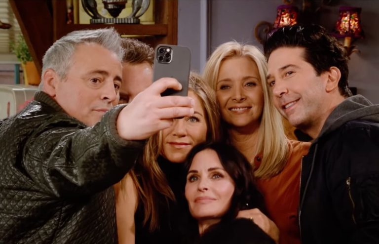 Friends reunion: China censors LGBT fans and Lady Gaga – PinkNews