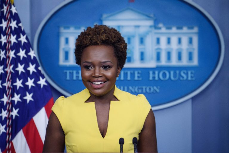 Karine Jean-Pierre Makes History As First Openly Gay Woman To Lead White House Briefing – HuffPost