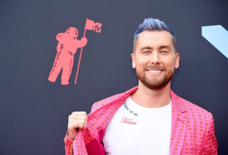 Lance Bass Relates to Colton Underwood’s Coming Out Story in This 1 Way – Showbiz Cheat Sheet