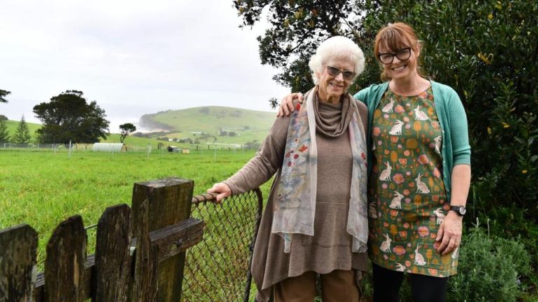 Near or far foursome celebrate mum’s day – 7NEWS.com.au