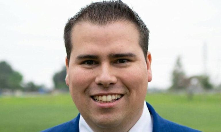 Right-wing crank Omar Navarro thinks a ‘flamboyant gay’ in Disney’s Cruella has ‘ruined his childhood’ – Yahoo Eurosport UK