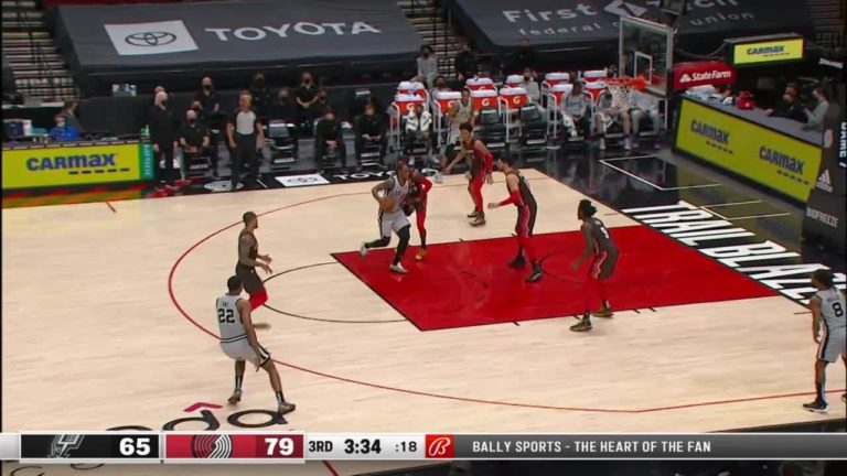 Rudy Gay with a deep 3 vs the Portland Trail Blazers – Yahoo Canada Sports