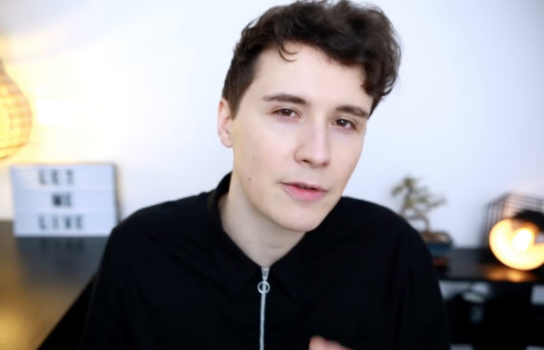 YouTube icon Dan Howell explains how coming out as gay transformed his mental health – PinkNews