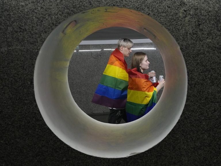 Gay pride parade returns to Warsaw – Northwest Arkansas Democrat-Gazette