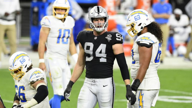 Raiders’ Carl Nassib has top-selling NFL jersey after coming out as gay – Yahoo News