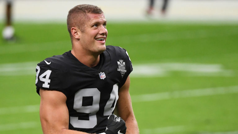 Raiders Defensive Lineman Carl Nassib Becomes NFL’s First Openly Gay Active Player – Sports Illustrated