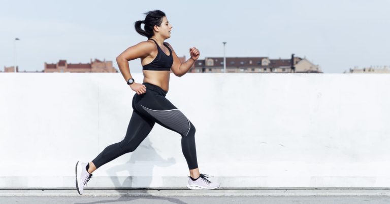 This 20-Minute Outdoor HIIT Running Workout Is the Ultimate Test of Your Speed and Endurance – POPSUGAR