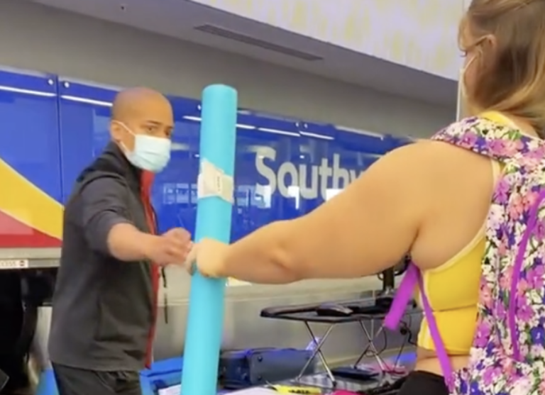 This College Student Just Went Viral for Flying Southwest With Her Pool Noodle – Thrillist